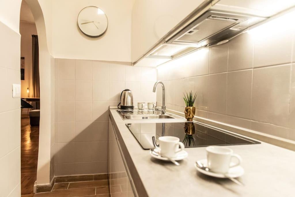 Apartamento Campo De'fiori-rome By Foot Charming Aircwif Netflix Roma